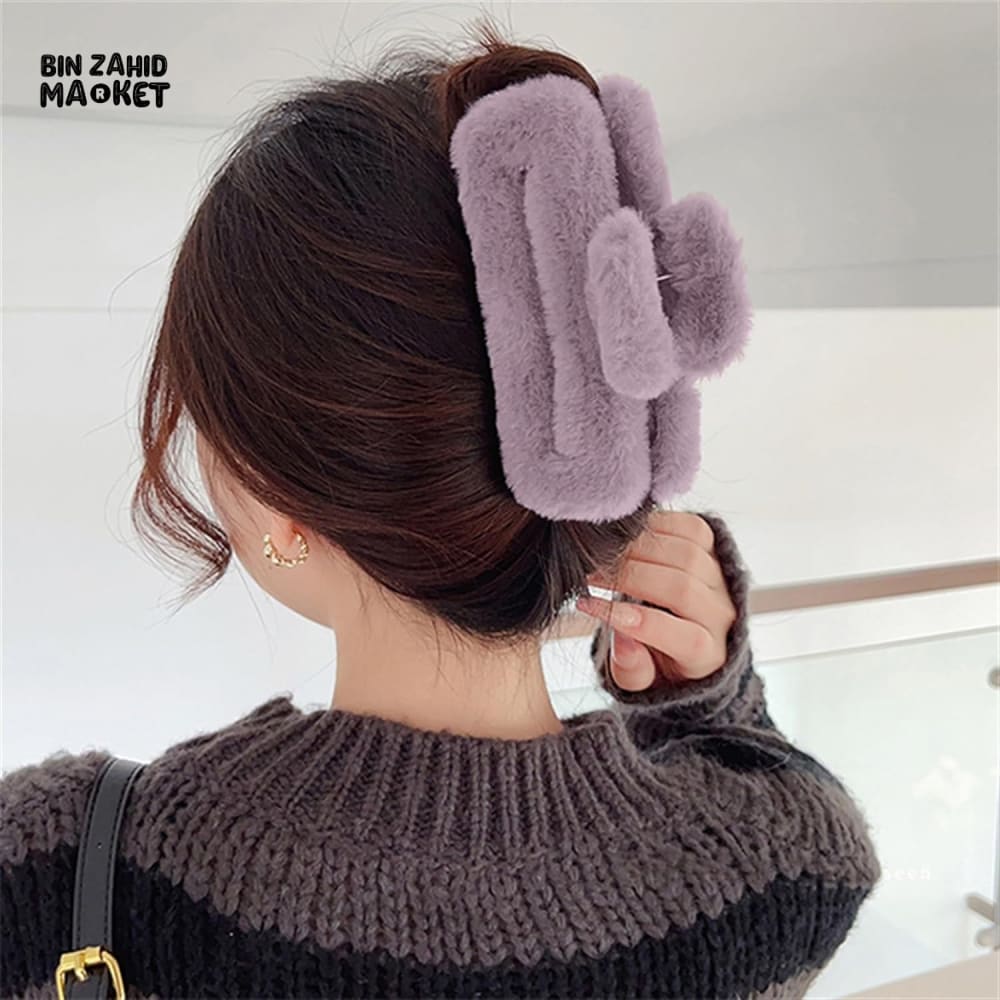 WOMEN FUZZY PLUSHY HAIR CLIP - Image 4