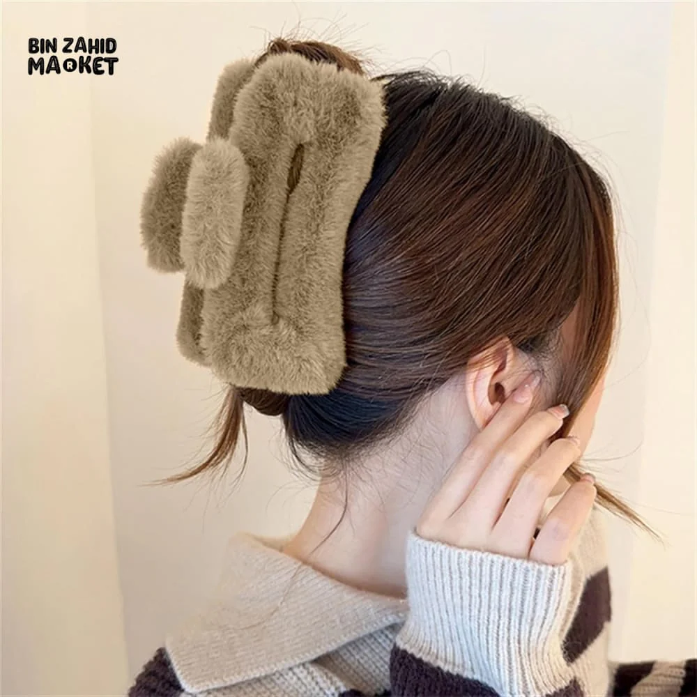 WOMEN FUZZY PLUSHY HAIR CLIP - Image 5